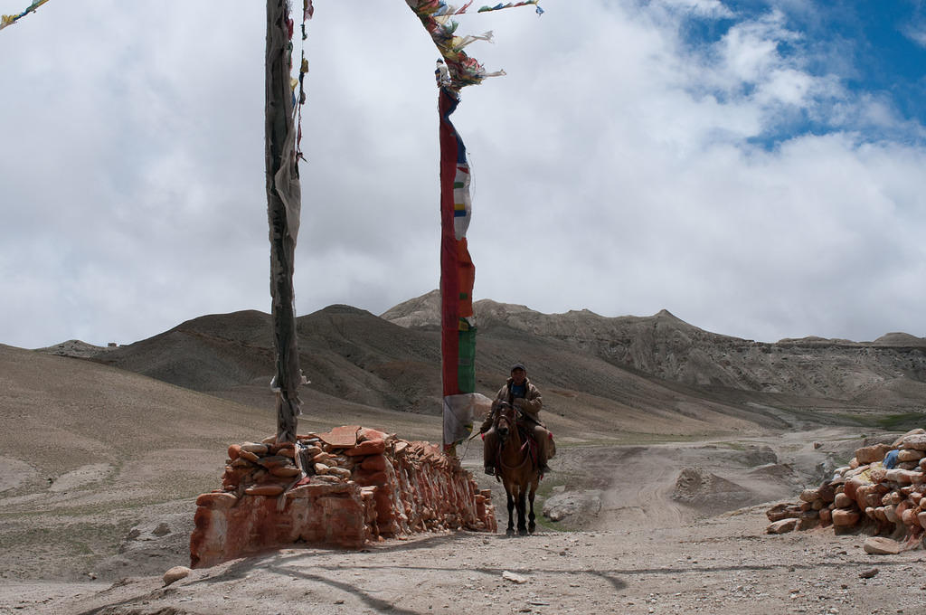 LoMangthang_CL10_DSB3723