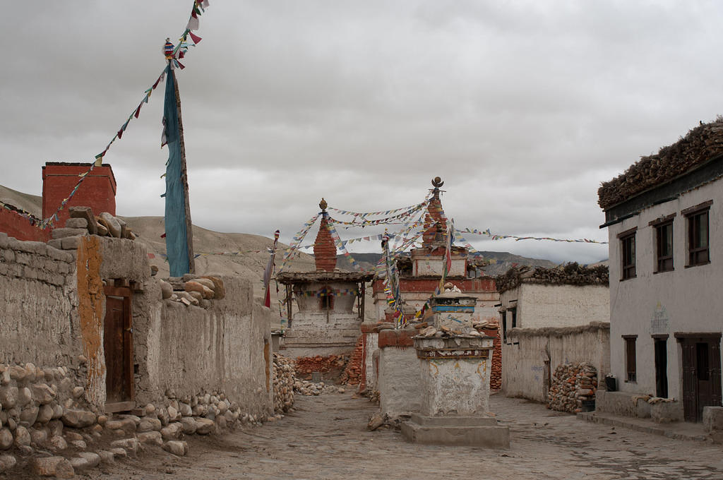 LoManthang_CL10_DSB3458