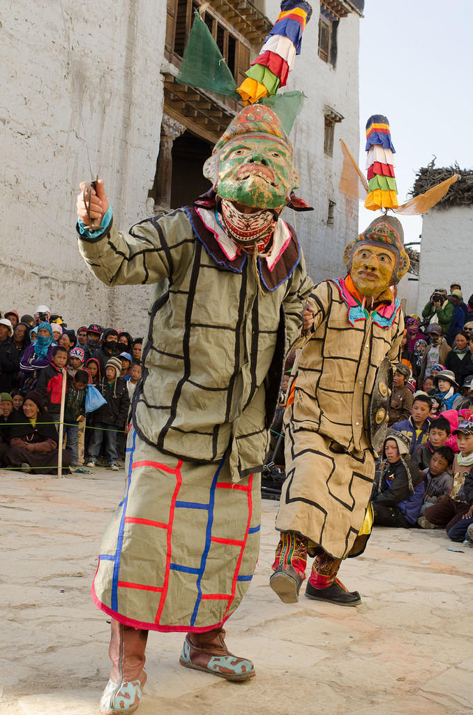 LoManthang_CL12-2546