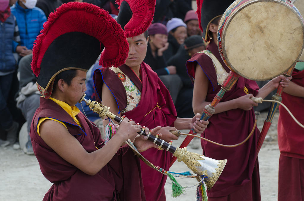 LoManthang_CL12-2858